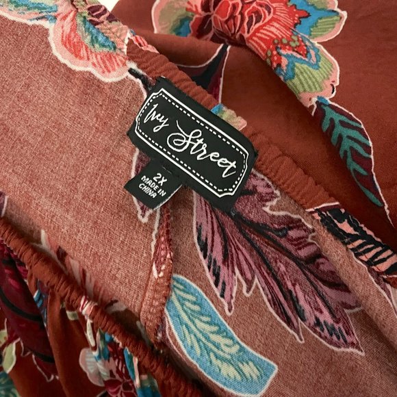 Ivy Street Tropical Floral Flowy Off-The-Shoulder Dress - Picture 11 of 13